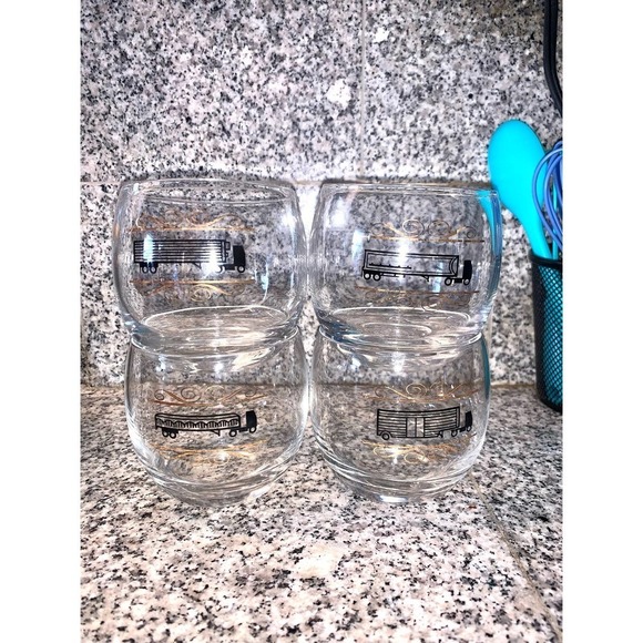 Vintage Trucks Low Ball Roly Poly Crystal Glasses Set Tractor Trailers - Picture 10 of 11